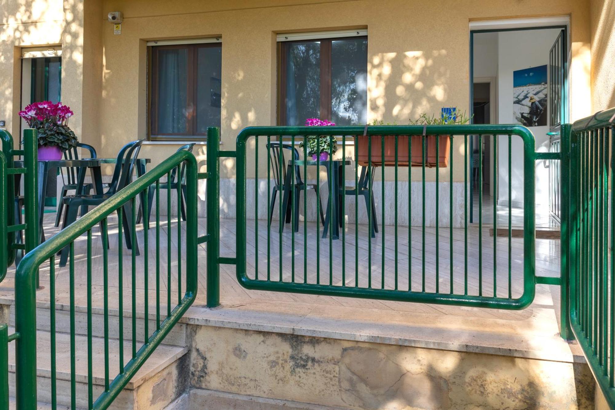 Appartamenti Duec Trapani Buitenkant foto